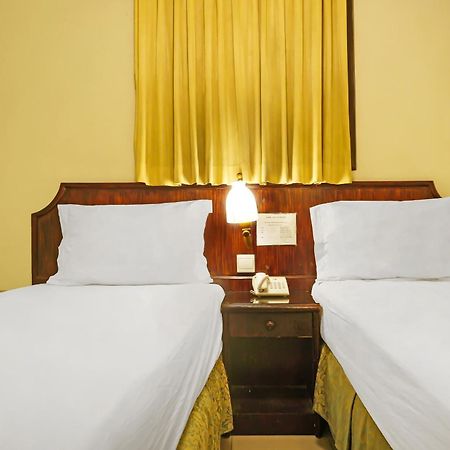Super Oyo Collection O 92690 Hotel Limas باليمبانغْ المظهر الخارجي الصورة