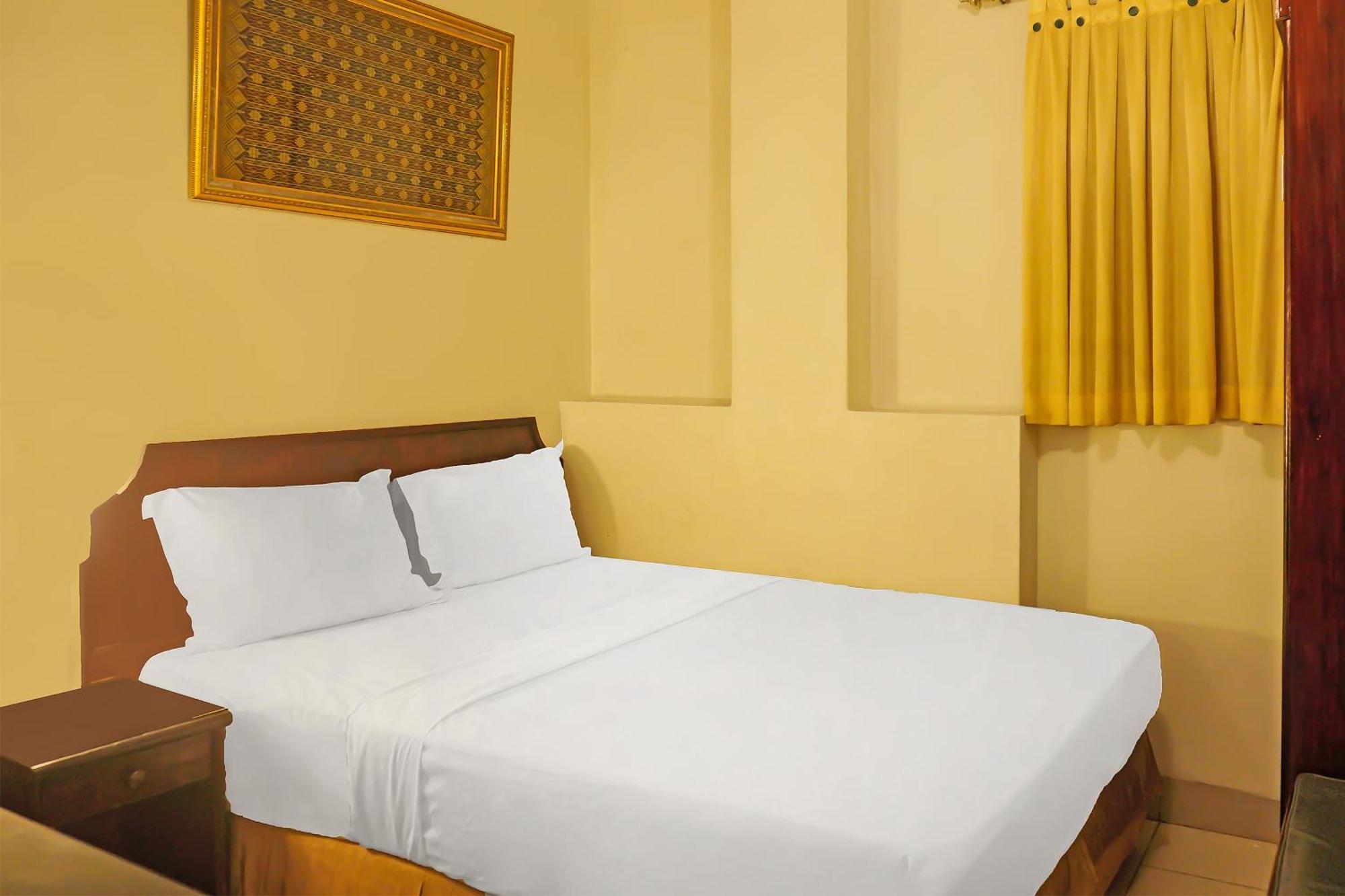 Super Oyo Collection O 92690 Hotel Limas باليمبانغْ المظهر الخارجي الصورة
